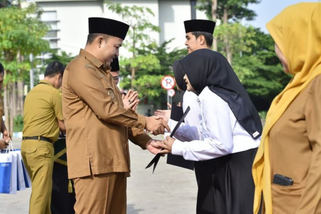 Sebanyak 620 PPPK Paruh Waktu Kabupaten Pasuruan Terima SK